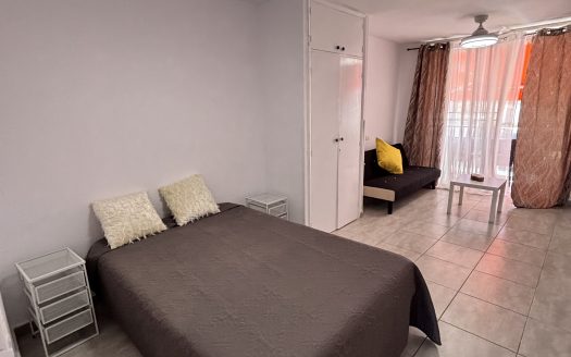 Estudio en Costa del Silencio, Arona, Tenerife.