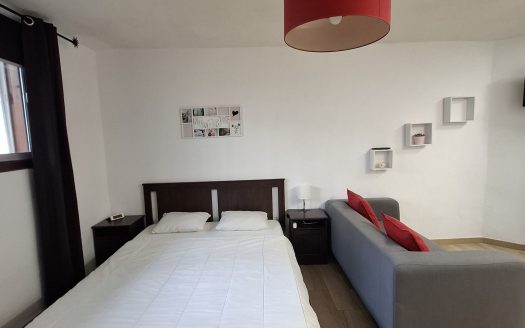 Estudio en Los Cristianos, Arona, Tenerife.