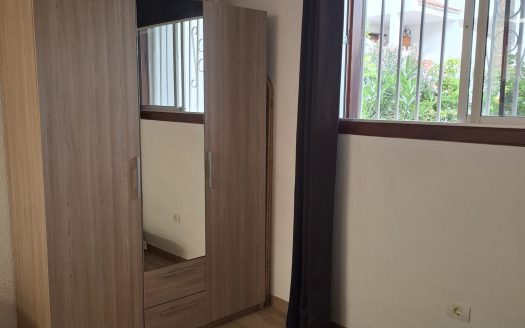 Estudio en Los Cristianos, Arona, Tenerife.
