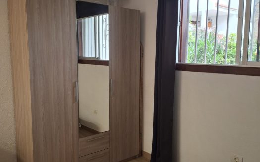 Estudio en Los Cristianos, Arona, Tenerife.